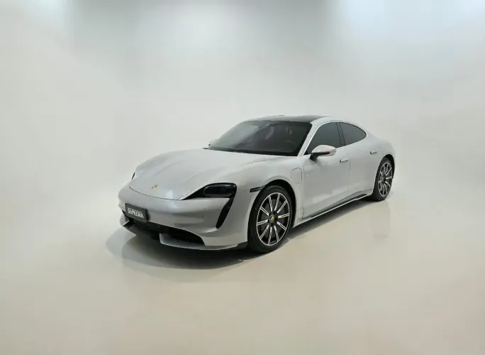 Porsche Taycan Turbo (elétrico) 2021