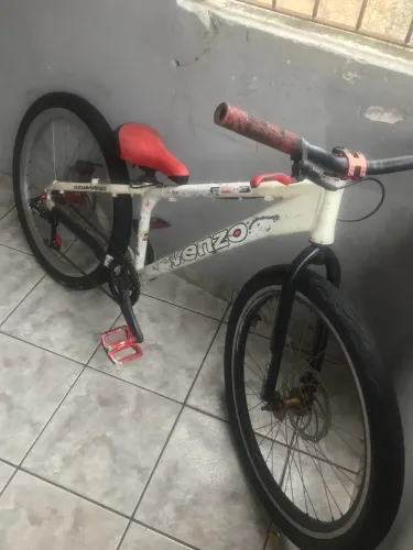Venzo Aro 26 Custom - Cubo PRO7 + Banco La Mafia (Leia a Descrição)