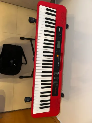 Teclado Casiotone CT-S200RD Vermelho