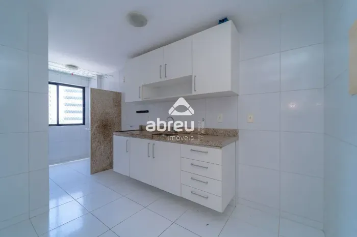 Imóvel para aluguel possui 60 metros quadrados com 2 quartos em Rocas - Natal - RN