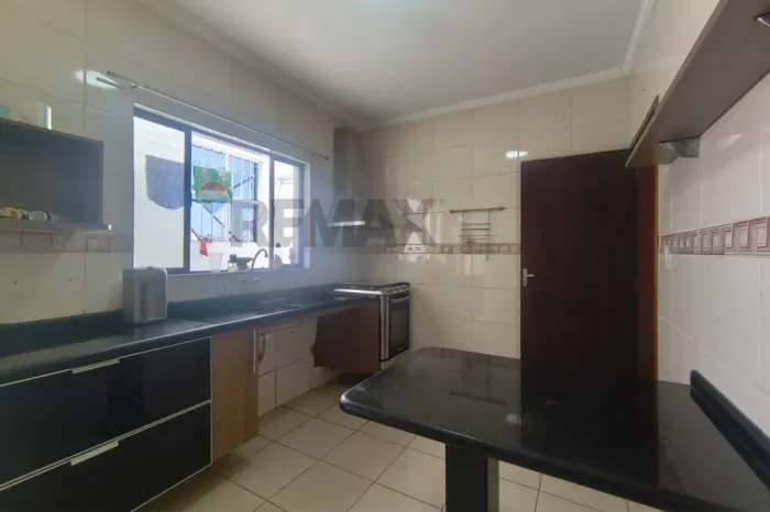 Excelente sobrado para locação no Vila Vitória /Mauá