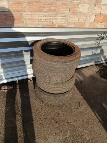 Pneus aro 17 em bom estado