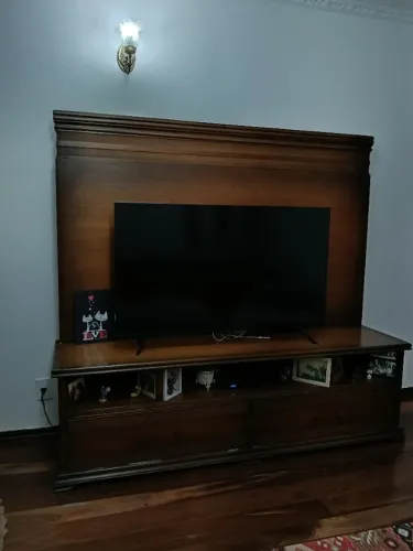 VENDO RACK EM MADEIRA MACIÇA