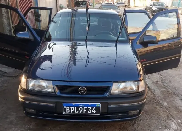 Chevrolet Vectra GLS/expres.2.2/ 2.0 E 2.0 CD 8V 1995