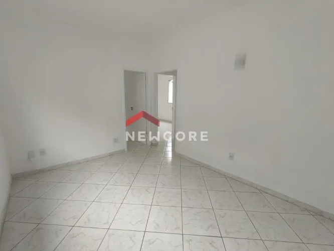Apartamento em Avenida Pérsio de Queirós Filho - Catiapoa - São Vicente/SP