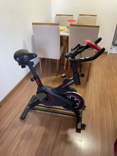 BICICLETA ERGOMÉTRICA