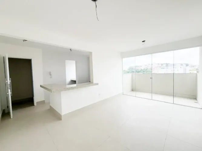 APARTAMENTO NOVO DE 3 QUARTOS COM SUÍTE, VARANDA E 2 VAGAS PRÓXIMO À PUC MINAS