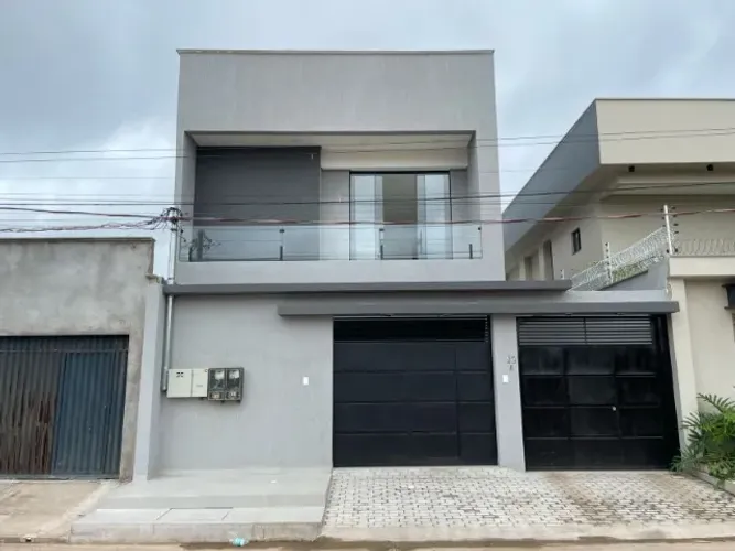 CASA MODERNA 3 QUARTOS NA RUA GOIANIA