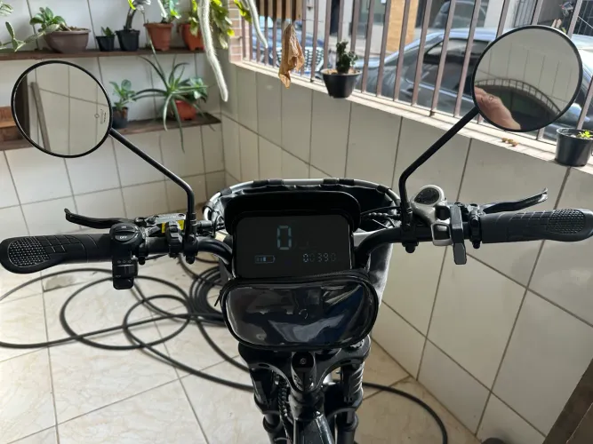 Vendo Bike elétrica Ouxi V8 pro 2026 usada