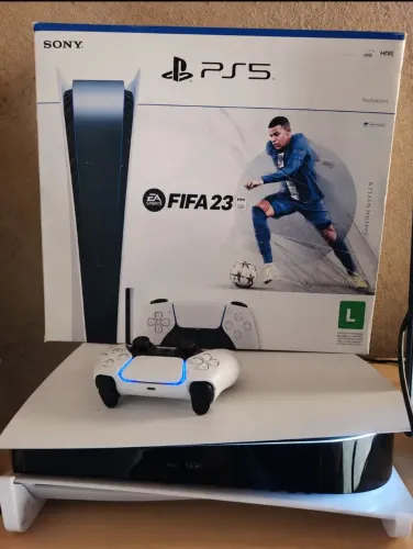 Vende-se Playstation 5 versão com Disco (nao vendo pelo olxpay e nao faço envio)
