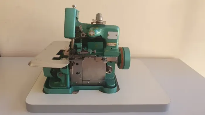 Máquina de Costura Overloque GN1 Semi Industrial Portátil