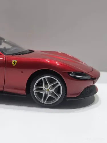 Ferrari Roma Escala 1:24 Carro de ferro