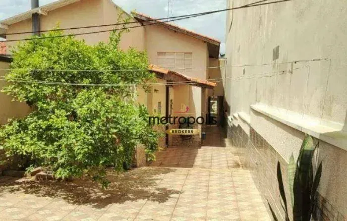 Sobrado com 3 dormitórios à venda, 231 m² por R$ 1.200.000,00 - Campestre - Santo André/SP