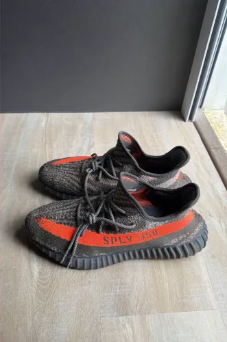 Yeezy 350 beluga carbon