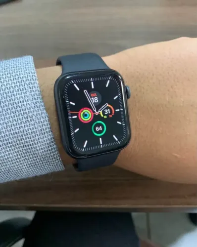 Apple Watch 5 44mm Preto Seminovo