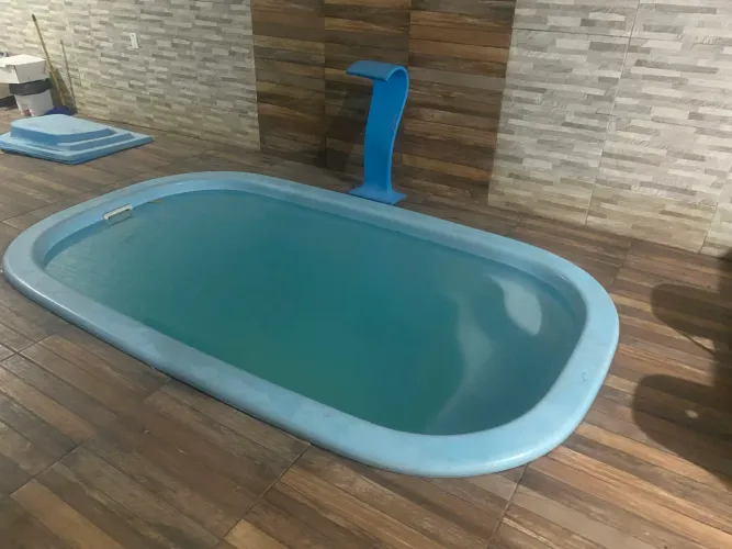 Vendo ou troco casa com piscina