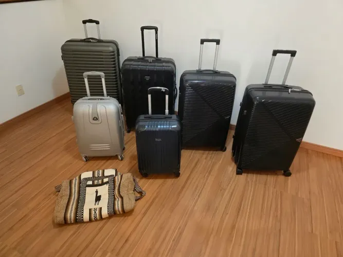 MALAS VIAGEM RÍGIDAS - KIT