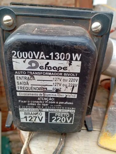 Transformador de energia 127 para 220 volts