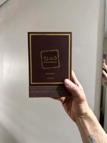 Perfume árabe lattafa KHAMRAH
