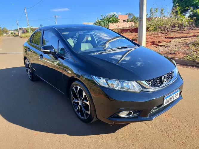 Honda Civic Sedan LXR 2.0 Flexone 16V Aut. 4P 2014
