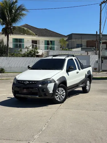 Fiat Strada Adventure 1.8/ 1.8 Locker Flex CE 2013