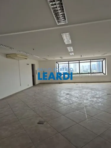 CONJ. COMERCIAL - ÁGUA BRANCA - SP