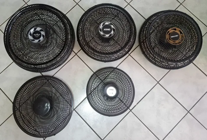 Grades completas para ventiladores, tenho também alguma soltas !
