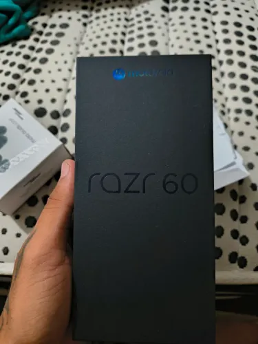 Rarz 60 12gb ram+Moto buds loop