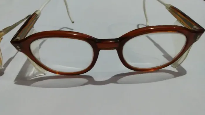 Óculos antigo de grau moda vintage retrô Ref 1.