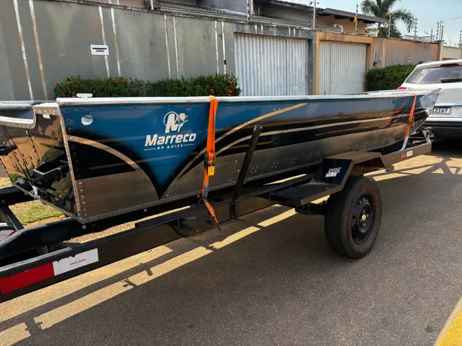 Barco Marreco + Carreta