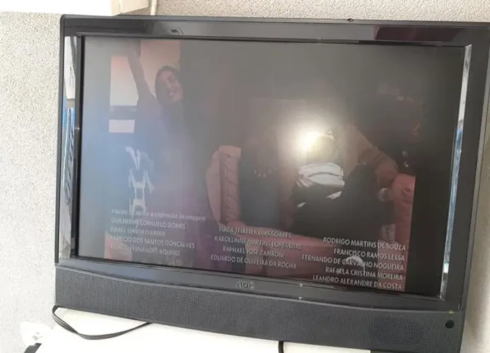 Tv LCD 22 polegadas