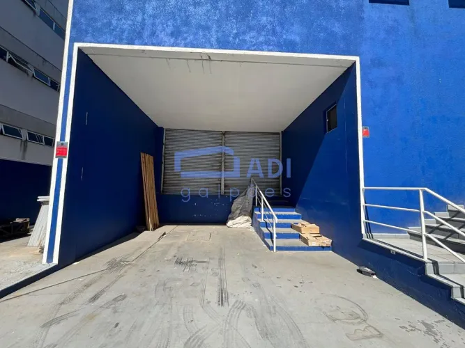Galpão 1800 m² à venda  Pé direito 14m  Tamboré/Alphaville