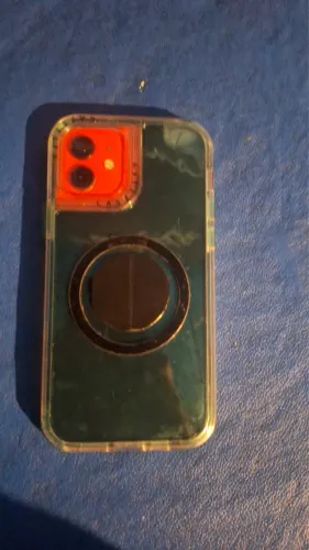 iPhone 12 red