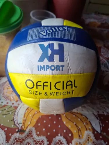 Vendo essa bola 30 reais. * ou pelo meu watts.