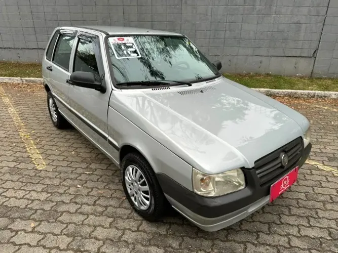 Fiat Uno Mille Celeb/celeb.econ 1.0 F.flex 4P 2012