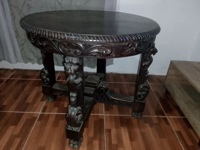 Mesa de centro antiga