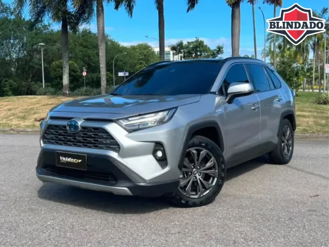 Toyota RAV4 2.0 High 4X2 16V Aut. 2024
