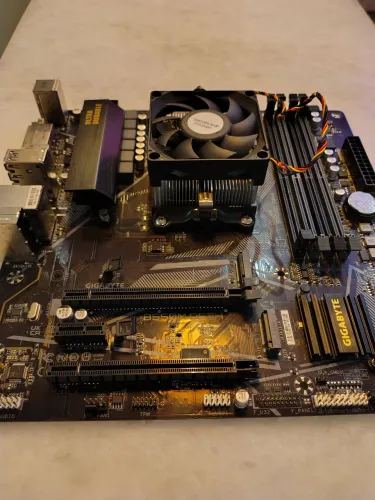 Kit Placa mãe B550m ds3h + Ryzen 3300x 
