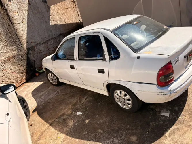 Chevrolet Corsa GL 1.6 MPFI / 1.4 EFI 2P E 4P 1997
