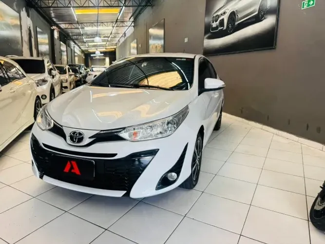 Toyota Yaris XS Connect 1.5 Flex 16V 5P AUT 2021