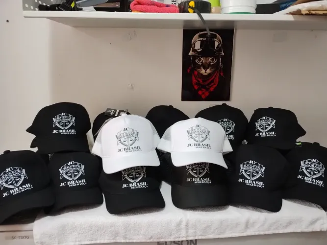 BONÉ PERSONALIZADO