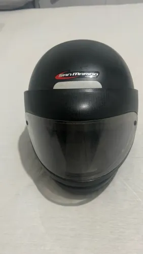 Capacete