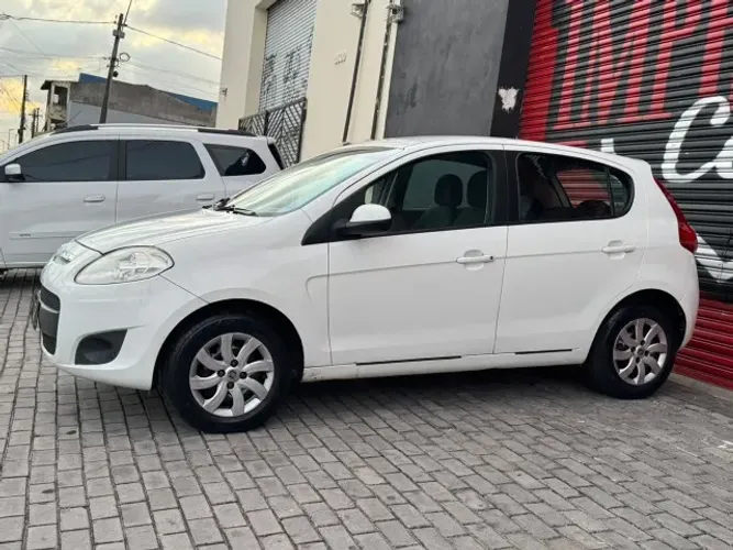 Fiat Palio Attractive 1.0 EVO Fire Flex 8V 5P 2015