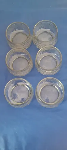 Potes para sobremesa em vidro.