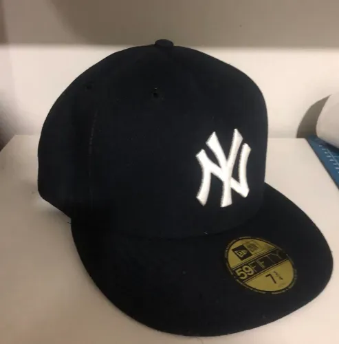 Boné New Era azul escuro original