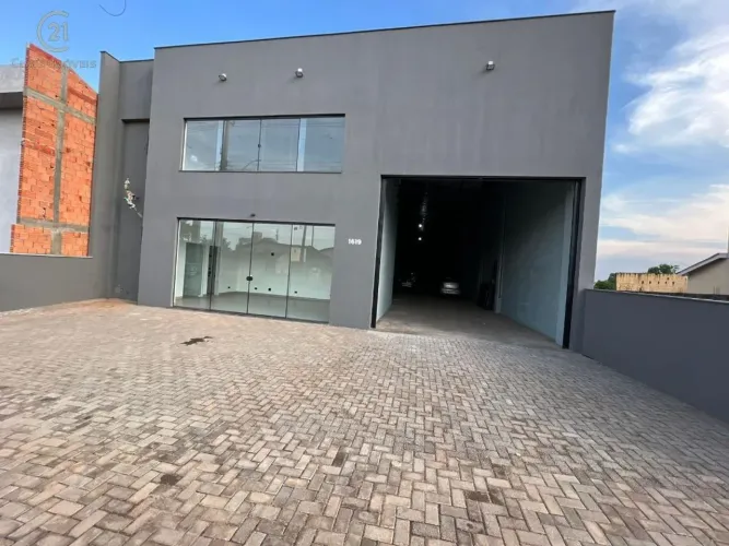 Barracão à venda em Ibiporã, Centro, com 675 m²