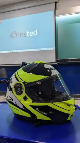 Vendo Capacete Original GIVI X21 usado em Bom estado de conservação