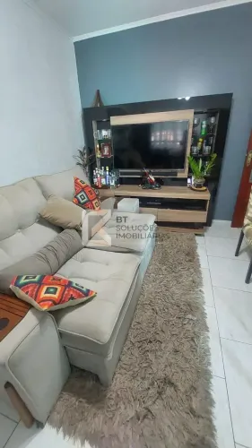 Casa à venda, 3 dormitórios sendo 1 suíte, 2 vagas de garagem cobertas, Jardim Recanto do