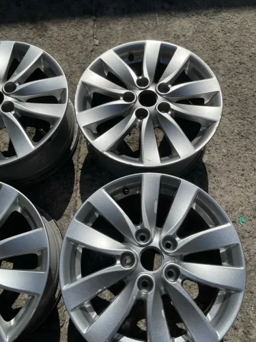 Roda 16 original do Kia cerato 5x114,3