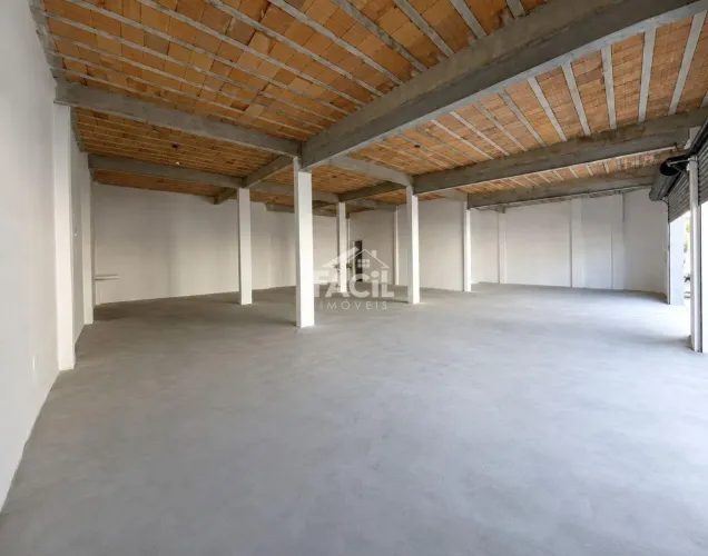 Galpão para Locação em De Fátima, Serra - 141m²